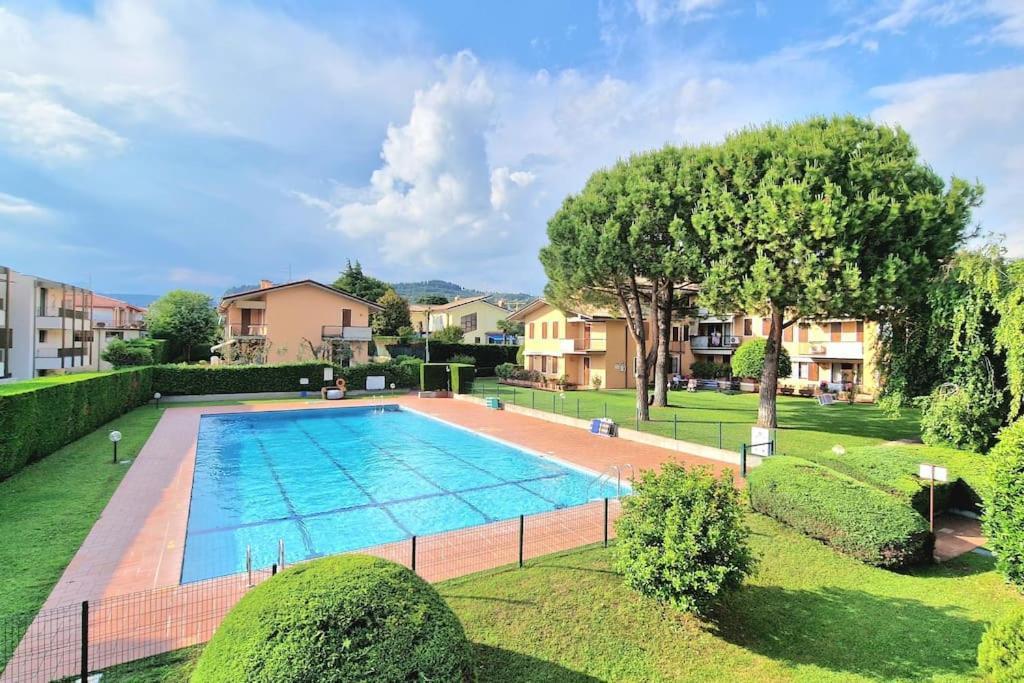 Casa Galloni - Pool Bardolino Bagian luar foto
